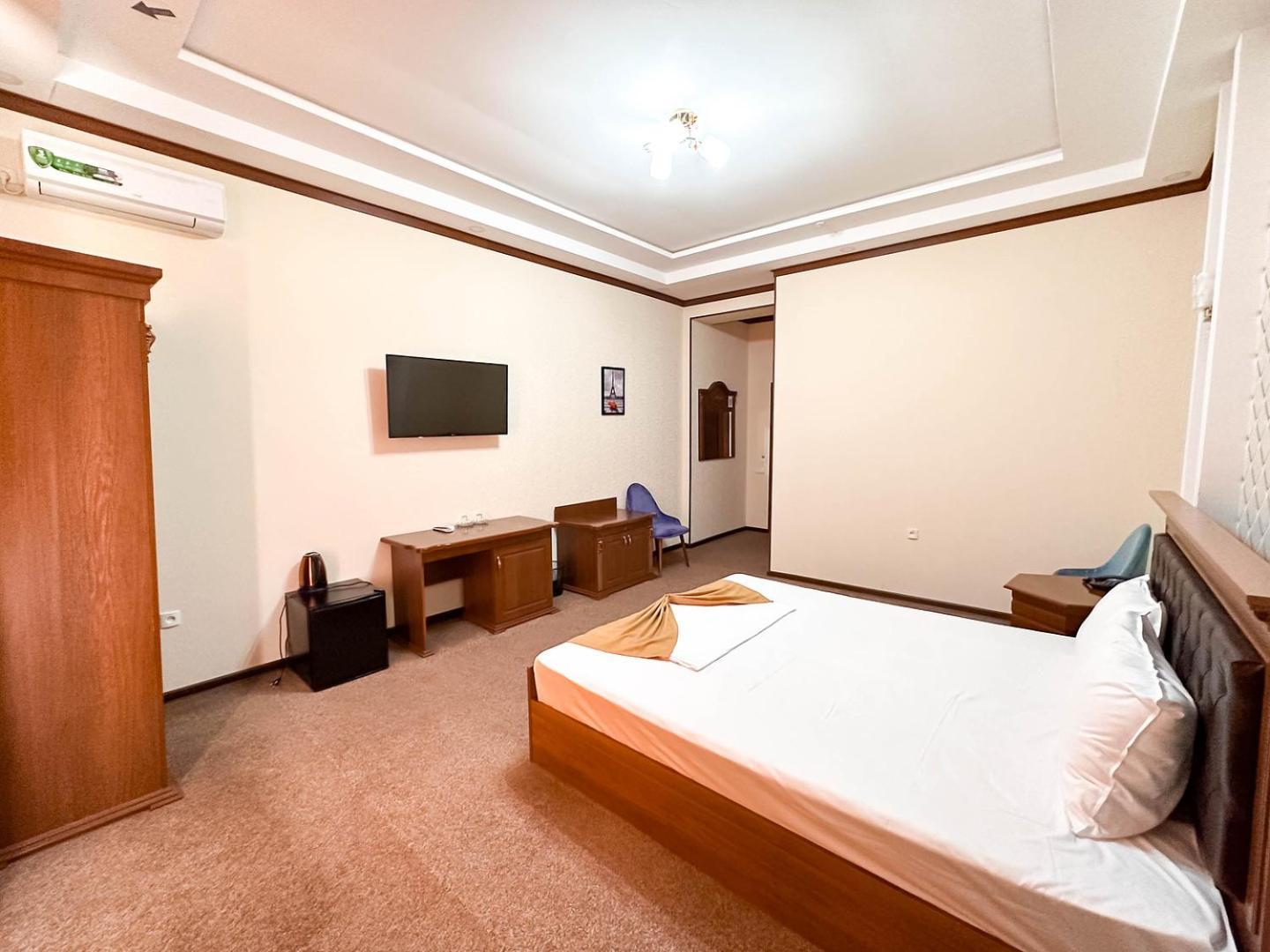 Hotel Khiva Palace Экстерьер фото